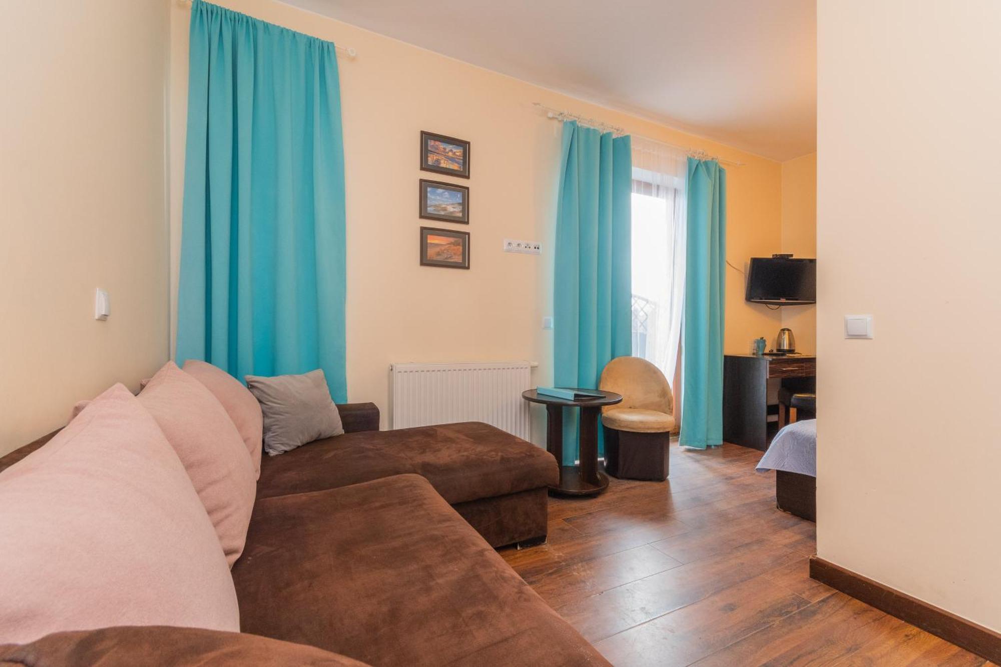Sztutowo Lazurowy Dwor - Apartamenty Oraz Pokoje Z Basenem I Parkingiem Εξωτερικό φωτογραφία