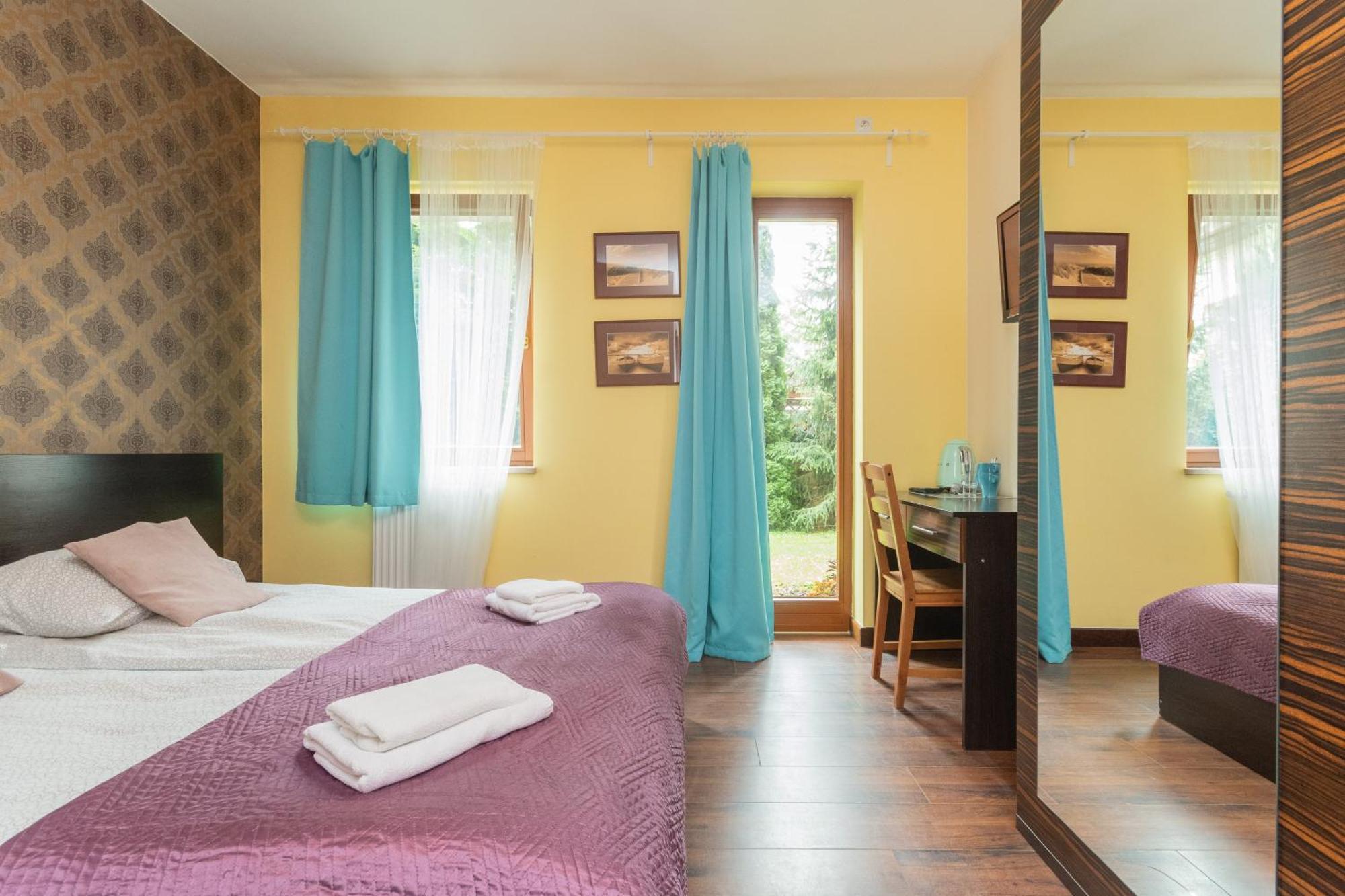 Sztutowo Lazurowy Dwor - Apartamenty Oraz Pokoje Z Basenem I Parkingiem Εξωτερικό φωτογραφία