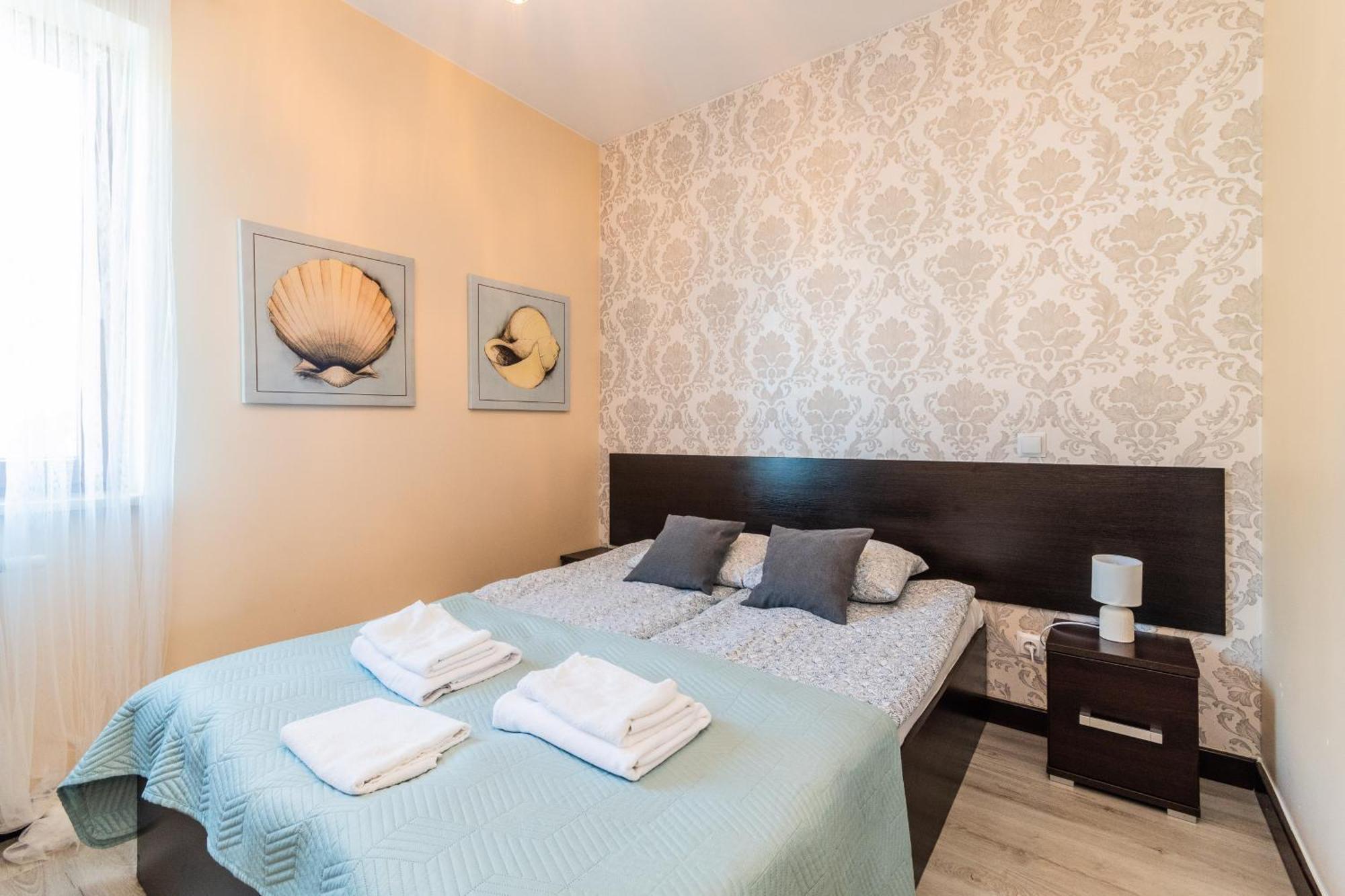 Sztutowo Lazurowy Dwor - Apartamenty Oraz Pokoje Z Basenem I Parkingiem Δωμάτιο φωτογραφία